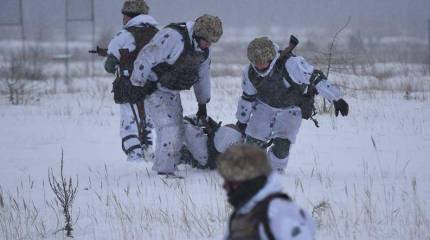 На Донбассе подорвался грузовик с украинскими военными