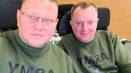 Главком ВСУ Залужный опубликовал на фоне слухов о своей отставке фотографию из рабочего кабинета с начальником украинского генштаба