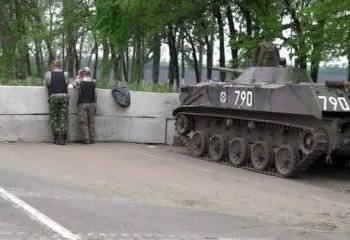 Из Славянска не выпускают беженцев