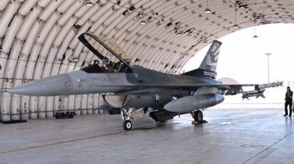 Полковник ВВС США в отставке предложил Украине решить проблему с авиацией путём аренды истребителей у частных компаний