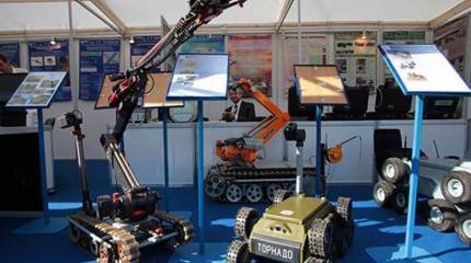 На специализированных выставках, проведённых в прошлом году, российских военных заинтересовали более 200 разработок