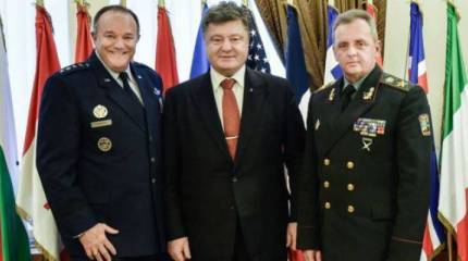 Бридлав: НАТО готова к оказанию усиленной помощи Киеву