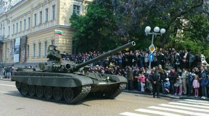 Болгария рассматривает вопрос о передаче Украине около 100 единиц бронетехники советского производства