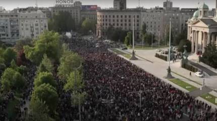 Politico: Президент Сербии пообещал не допустить «евромайдана» в Белграде на фоне протестов, охвативших республику