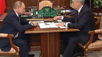 Ультралибералов озаботило, почему «единственный лидер» передал больше полномочий региональным властям