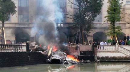 ТВ: истребитель разбился в китайской провинции Сычуань