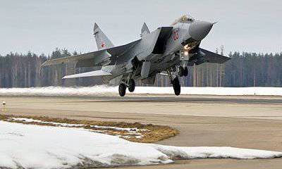 В Западном военном округе выпускники авиационных училищ приступили к полетам