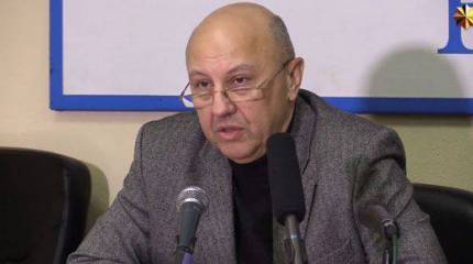 Мир, который мы покидаем, мир, в который мы вступаем, и мир между ними