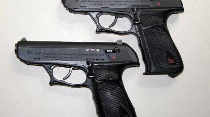 Пистолеты с полусвободным затвором H&K P9 и P9S