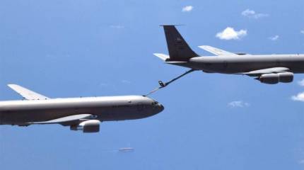 В США вызвала вопросы тренировка по заправке одного воздушного танкера другим