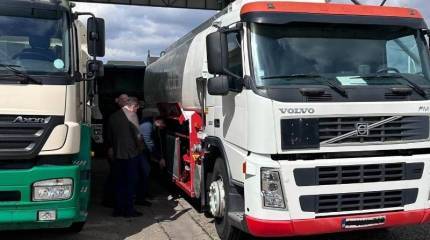 Власти увязшей в кредитах Исландии закупили подержанные бензовозы для украинской армии