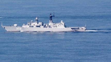 В пределах видимости. "Ярослав Мудрый" установил слежку за "Гарри Трумэном"