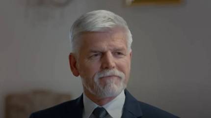 Чешский президент: НАТО могло бы рассмотреть вопрос о принятии в свой состав Украины после завершения боевых действий