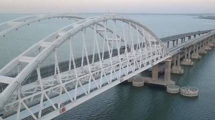 Пассажирские поезда по Крымскому мосту пойдут в начале декабря