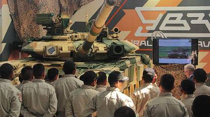 СМИ: РФ укрепляет свои позиции на азиатском рынке вооружений