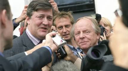 Абсолютная власть. О тех, кто на троне, и тех, кто у них за спиной