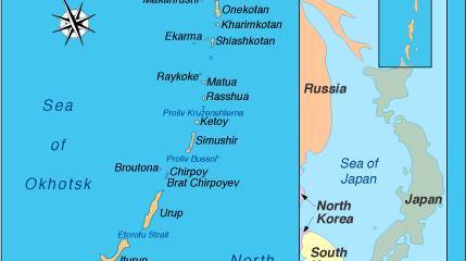 Япония: от России - территории северные, от США – территории южные…