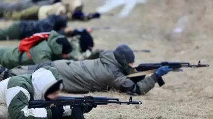 Люди без оружия: на границе с Украиной формируются отряды самообороны