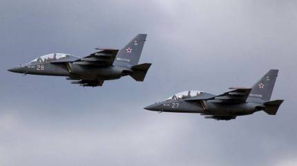 Россия подписала контракты на поставку за рубеж около ста Як-130