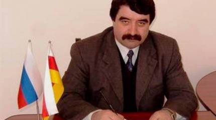 Южная Осетия просит РФ заключить с ней новый договор, в котором на первом месте будет военный союз