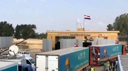 Израиль согласился пропускать по 100 грузовиков гуманитарной помощи в Газу каждый день