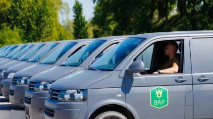 Новая цель для ВС России: штурмовики ВСУ получили новые микроавтобусы Volkswagen