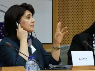 И голос женщины должен звучать повсюду...