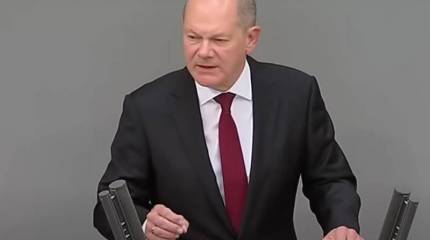 Канцлер ФРГ Шольц: финансовые проблемы Украины до конца 2022 года решены, но восстанавливать страну придется «поколениям»