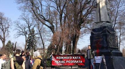 Поможем генералу Ватутину выиграть последний бой!