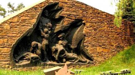 Будет ли в Алчевске памятник Мозговому?