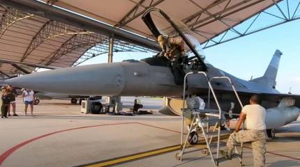 Румыния намерена стать региональным лидером по подготовке пилотов американских истребителей F-16