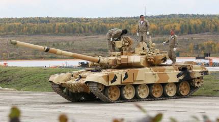 Танк рвется в пустыни