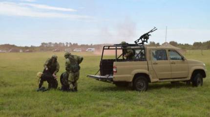 Бойцы спецназа устроили динамический показ по нейтрализации условных террористов