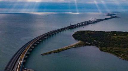 В Киеве: Мы изучили спутниковые снимки - Крымский мост просел