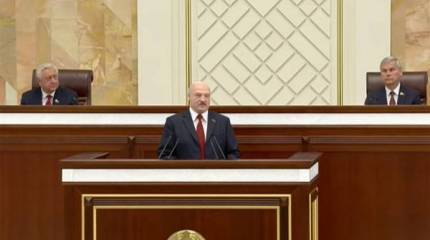 Лукашенко заявил, что Белоруссия с Россией будет вместе в окопах