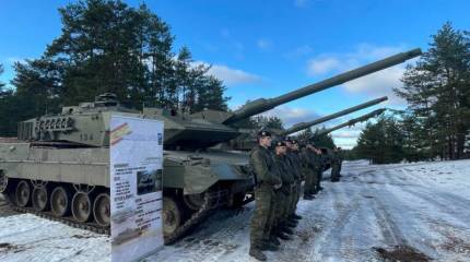 Минобороны Испании определилось со сроками передачи Украине шести снятых с хранения танков Leopard 2A4