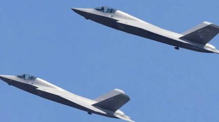 Китайские военные эксперты раскрывают смысл эмблемы «Летающая акула» на хвостовом оперении самолётов нового поколения J-35