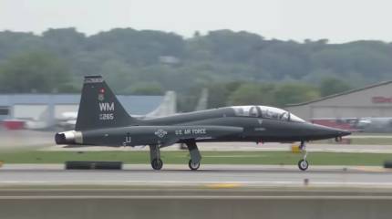 В США разбился учебно-тренировочный самолёт T-38 Talon II