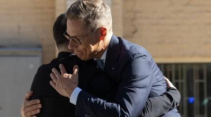 В Киев поездом прибыл президент Финляндии под сирены фейковой воздушной тревоги