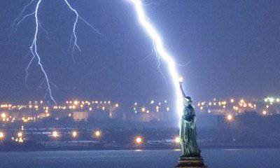 Фискальный обрыв и армия США. Американцы узнают, что такое «лихие 90-е»