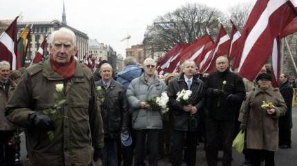 Покончат ли в Латвии с шествиями в честь эсэсовцев?