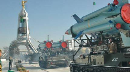 Туркменские лидеры: игра в падишахов