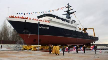 Опытовое судно "Ильмень" спустили на воду