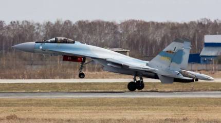 Китайский Су-35 замечен в Новосибирске
