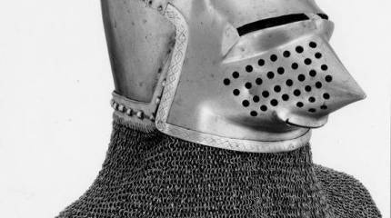 Бацинет – «собачья морда»