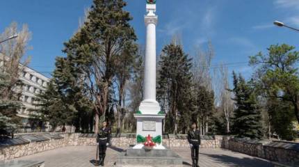 Украинский посол в ФРГ: Крым вернётся в лоно матери-Украины ещё при жизни Шрёдера