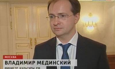 Вокруг фильма "Служу Советскому Союзу" разгорелся скандал. Министр культуры попросил не показывать его 22 июня