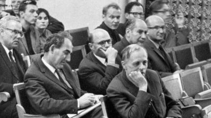 Физика и бомба: советский атомный проект