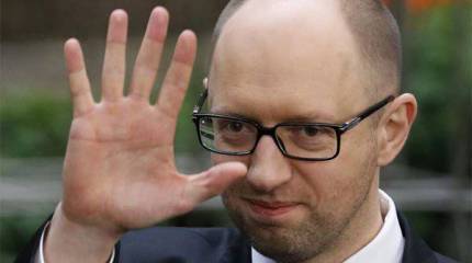 КиберБеркут передал очередной "привет" Яценюку и опубликовал документы о рейдерских захватах недвижимости Ярошем