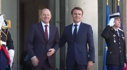 Politico: Шольц с Макроном встретятся в Берлине, чтобы выработать общую позицию по Украине